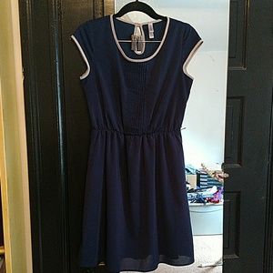 Xhilaration sz m navy with white dress
